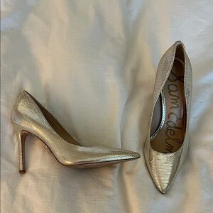 Sam Edelman Metallic Silver Pointed Heels